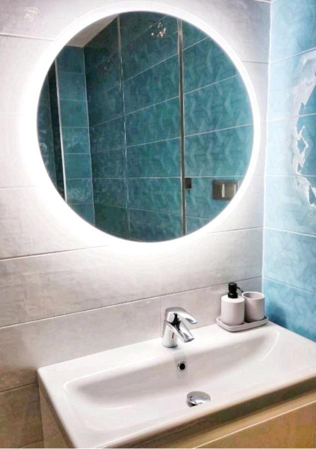 Marina Apartment By Dora Keszthely Bagian luar foto