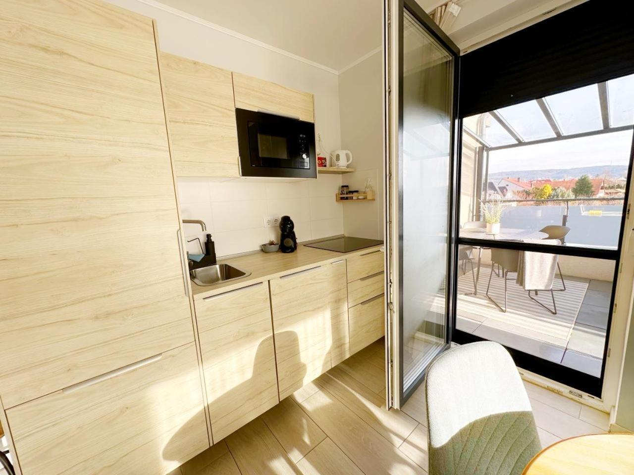 Marina Apartment By Dora Keszthely Bagian luar foto