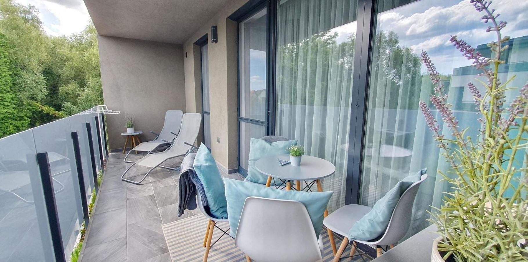 Marina Apartment By Dora Keszthely Bagian luar foto