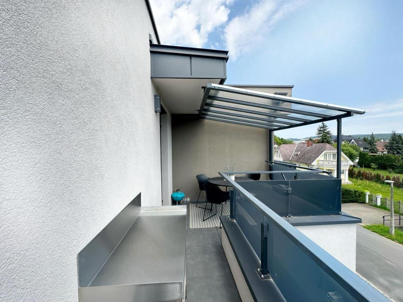 Marina Apartment By Dora Keszthely Bagian luar foto